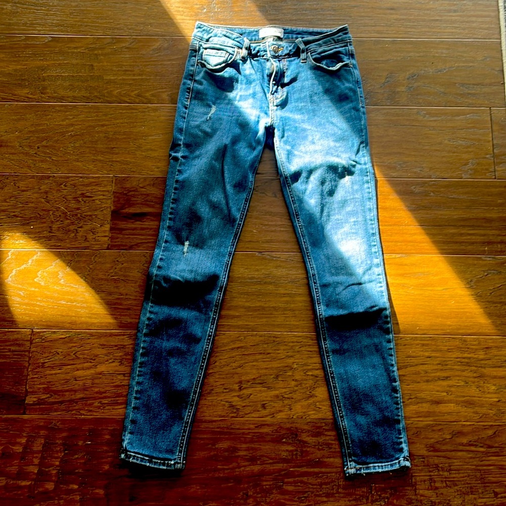 EUC Studio Blue Sz 26 Jeans